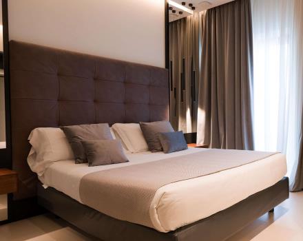 For your stay in Naples, choose Hotel Ferrari and discover the unique comfort of our rooms!